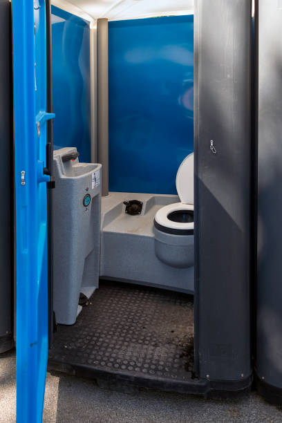 Best Porta potty rental near me  in East Milton, FL