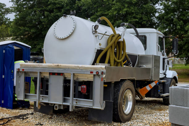 Best Affordable portable toilet rental  in East Milton, FL